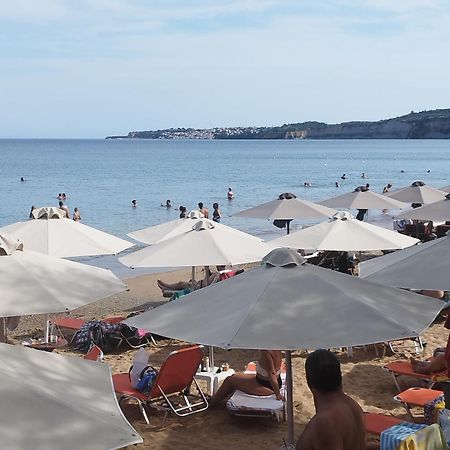 Takis Haikos House Two Minutes Walk To The Beach Peroulia Vounaria Bagian luar foto