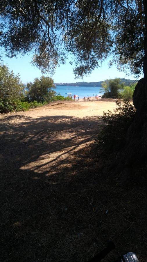 Takis Haikos House Two Minutes Walk To The Beach Peroulia Vounaria Bagian luar foto