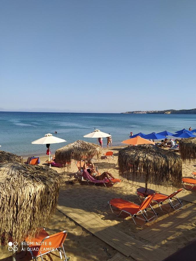 Takis Haikos House Two Minutes Walk To The Beach Peroulia Vounaria Bagian luar foto