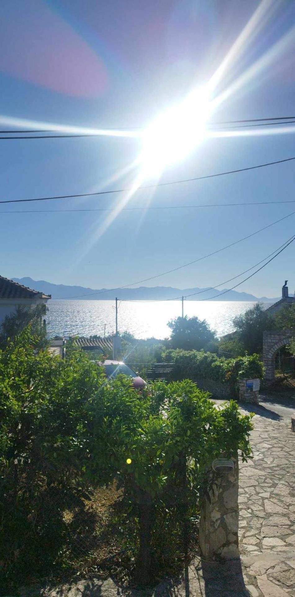 Takis Haikos House Two Minutes Walk To The Beach Peroulia Vounaria Bagian luar foto